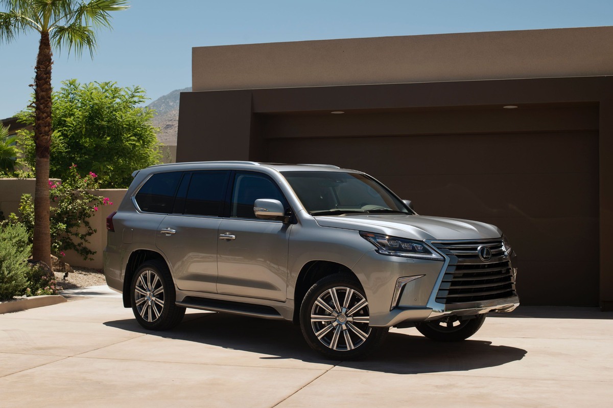 Lexus lx 570 2016