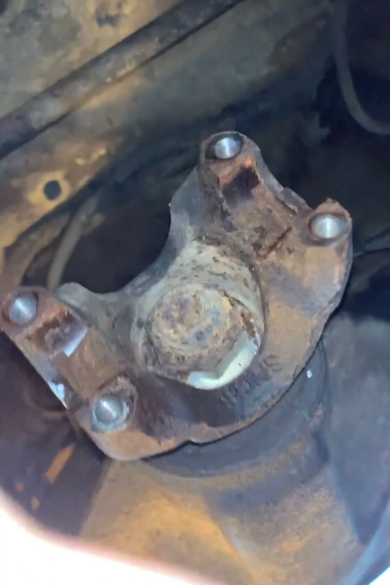 HOW TO Lube the Slip yoke (1996 XJ 4X4) with pictures Jeep Cherokee Forum