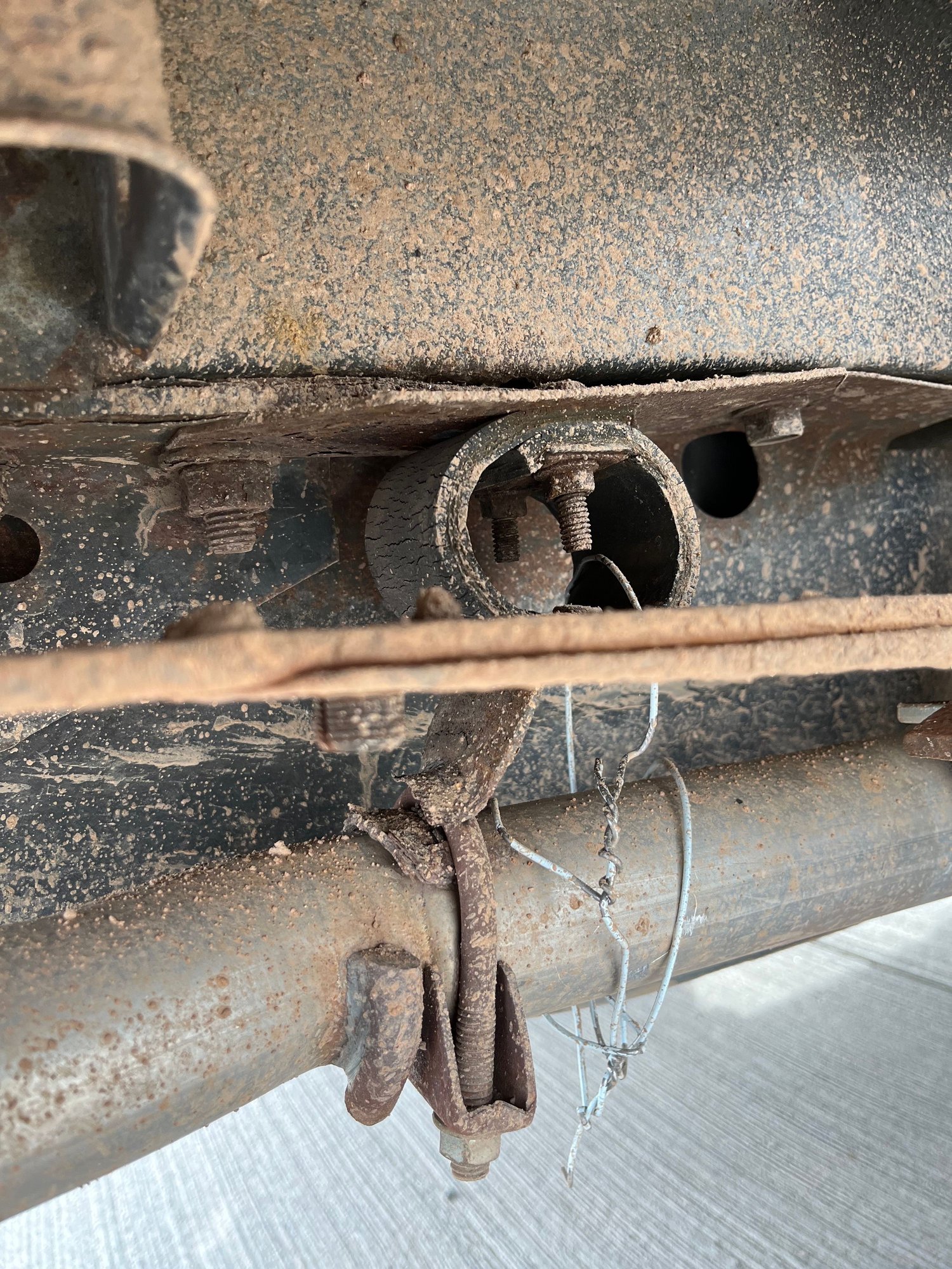 Tailpipe Hanger Question Jeep Cherokee Forum