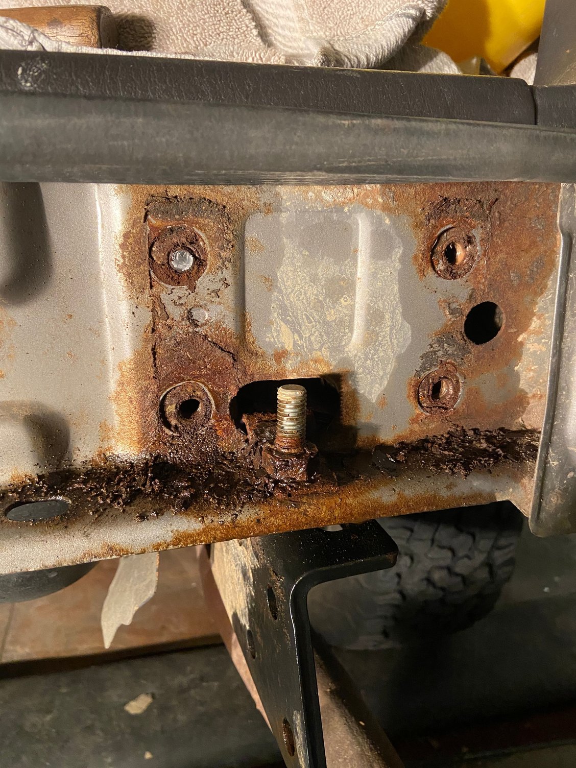 New bumper install. Broken bolt. Jeep Cherokee Forum