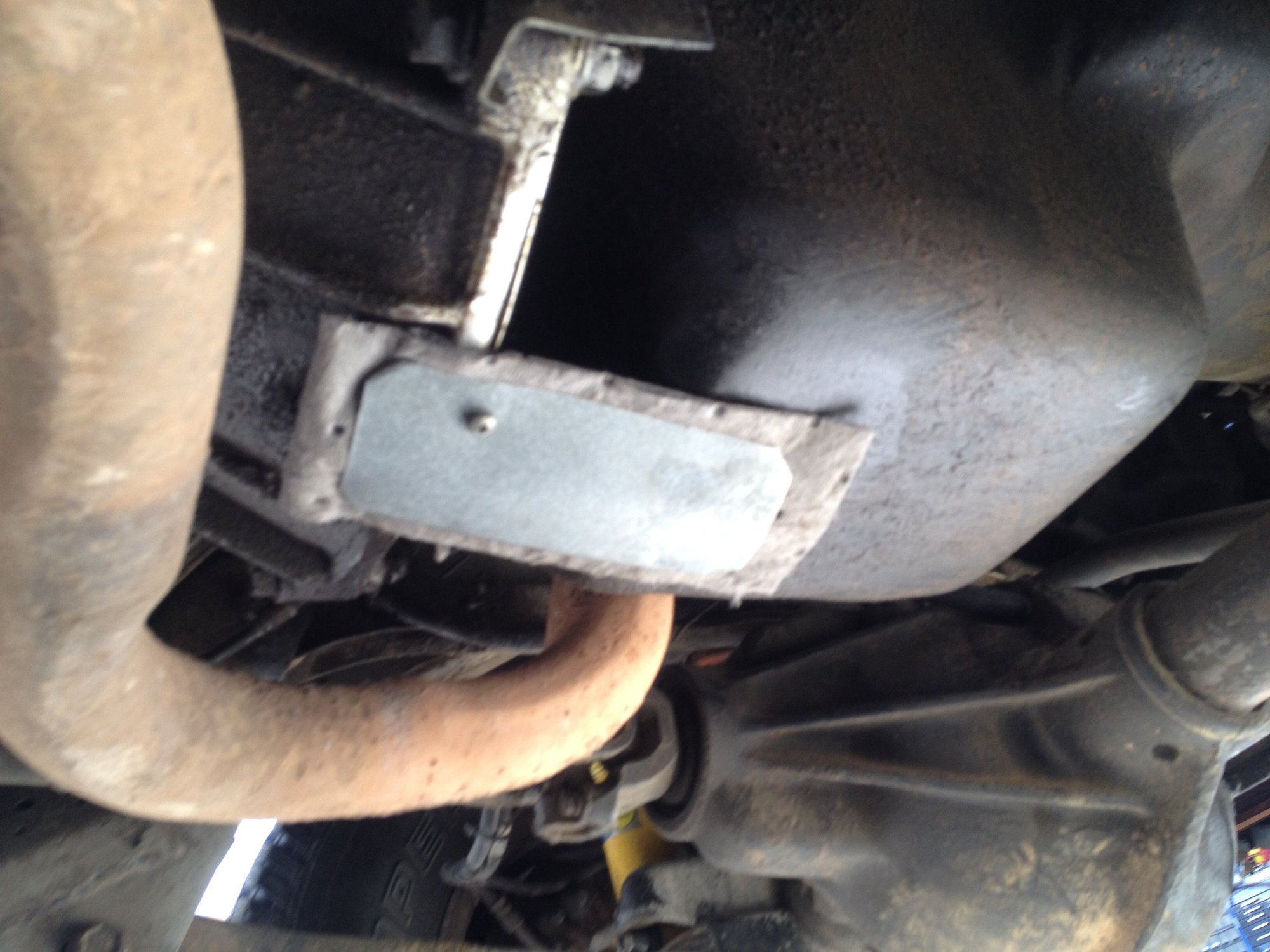 Quick "fix" for rear main seal leak Jeep Cherokee Forum