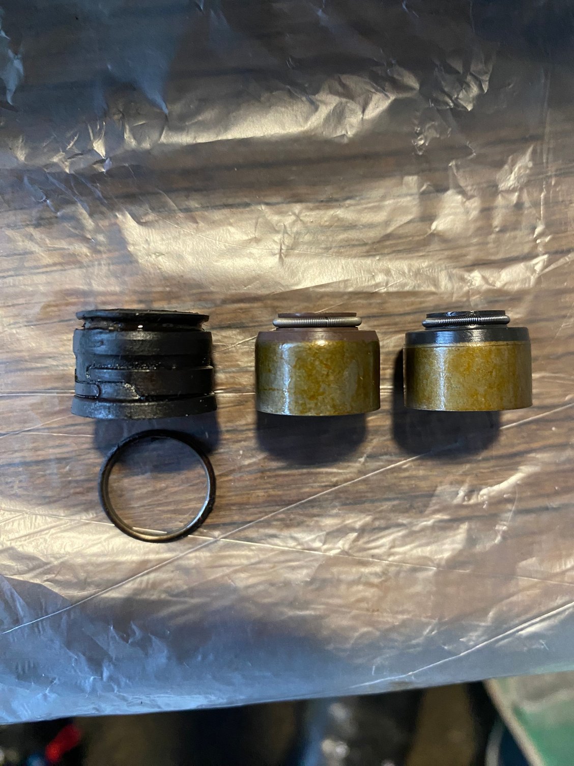 What color goes to the what valve? 