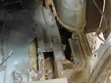 rear passenger side hatch floor