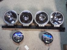 my future planned roof lights.... 9&quot; h11 Pro comp lights
below are a standard 6&quot; set of lights