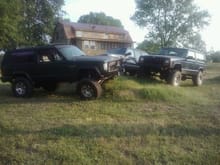 my 90' xj 2dr on 33s along with joes 97' 2dr on 33s and davids 98 4dr on 35s