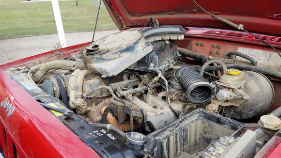 Took E-fan out for more room. Had to Remove the airbox so i could have room to tighten the fittings.