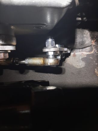 Even with flipping the second blue bracket backwards, you can see it is misaglined by a few small degrees. Because these are fully articulated, it is perfectly fine and i have no worries. I am just a perfectionist. #Bulletproof