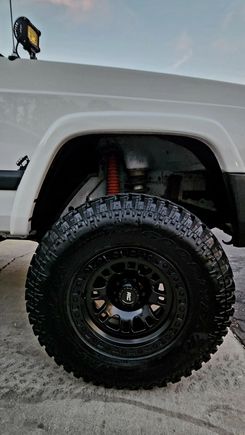 Rough Country 82 Series Wheels