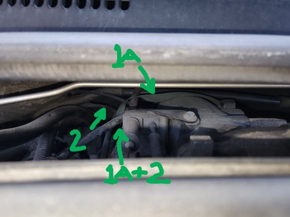 from driver head to fuel rail mounting bolt on passenger head