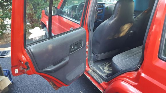 Driver side rockers look good but...