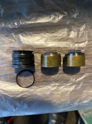 What color goes to the what valve? 