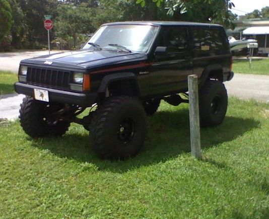 0722101129a 215051 12 inch lift and 38.5 hawgs