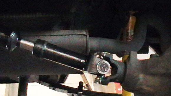 My beautiful RE1898-335 CVF driveshaft is installed. With the RE1807 hack N tap kit. Went in like a breeze, probably the easiest part of the whole kit. :)