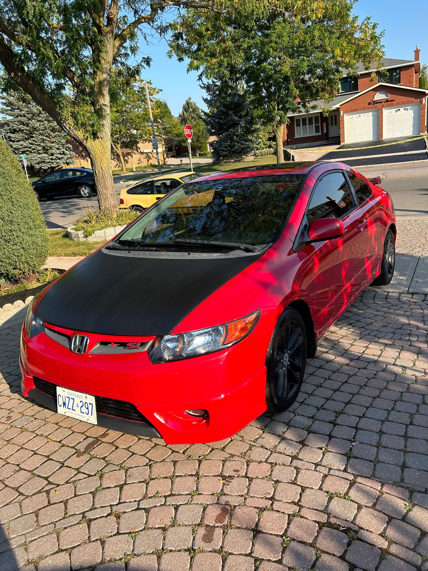 2006 Honda Civic - Honda Civic Si with NO RUST!!! - Used - VIN 2HGFG21596H100857 - 195,000 Miles - 4 cyl - 2WD - Manual - Coupe - Red - Woodbridge, ON L4L6J8, Canada