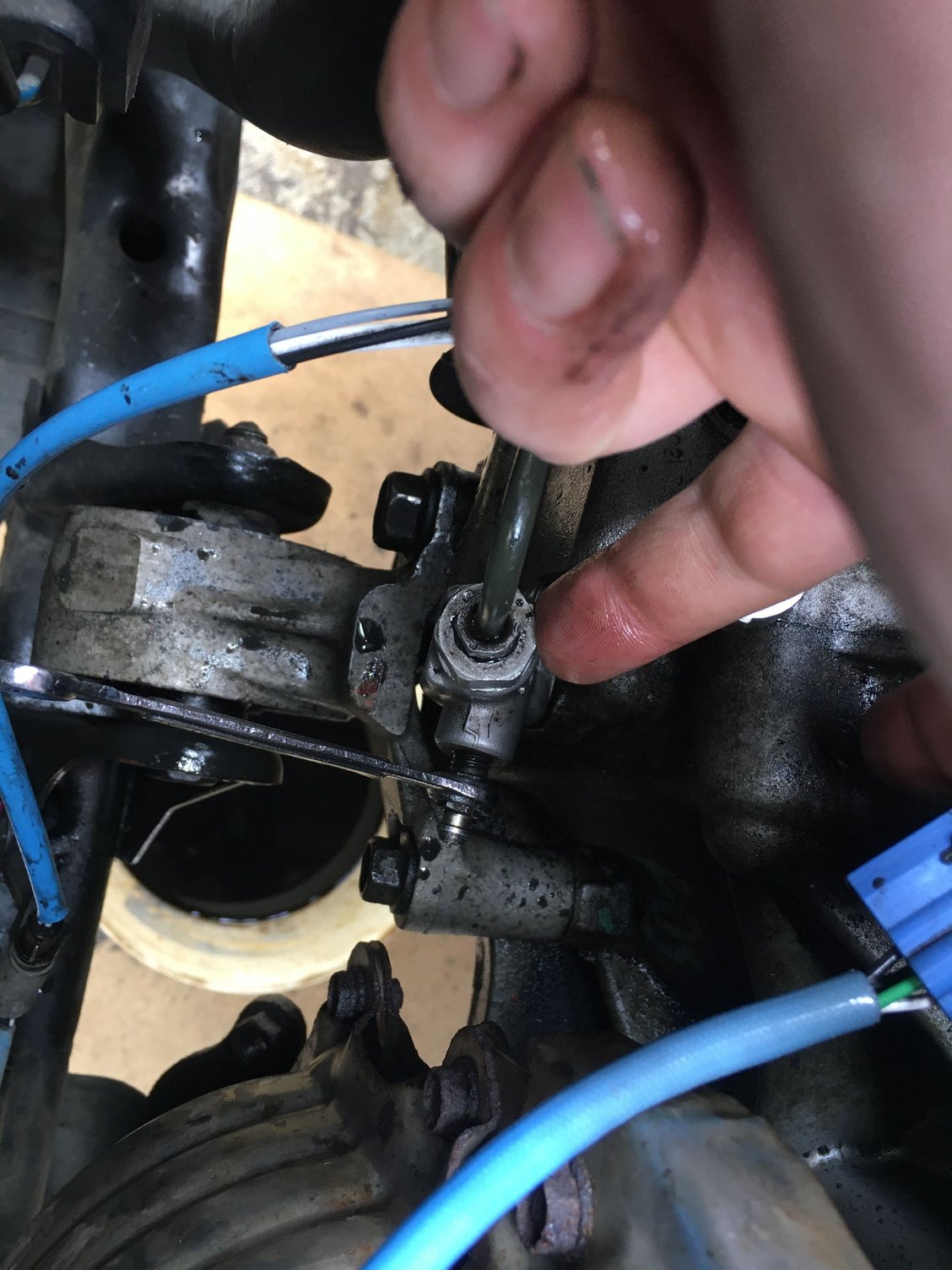 Slave Cylinder and Bleeding Help Please (2004 Honda Civic) Honda
