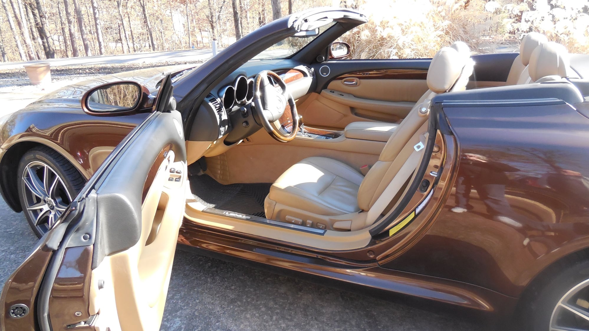 2006 Lexus SC430 - 2006 SC 430 Tiger Eye Mica - Used - VIN JTHFN48Y469002012 - 70,666 Miles - 8 cyl - 2WD - Automatic - Convertible - Other - Bella Vista, AR 72714, United States