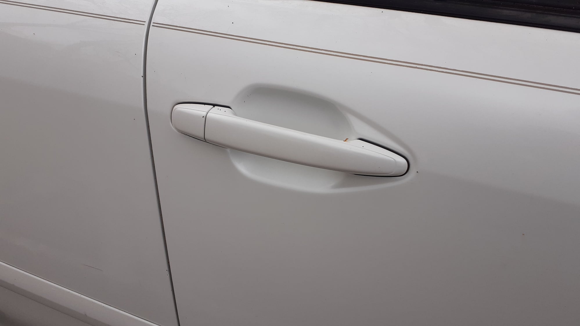 How to Remove Scratches from Car Door Handles