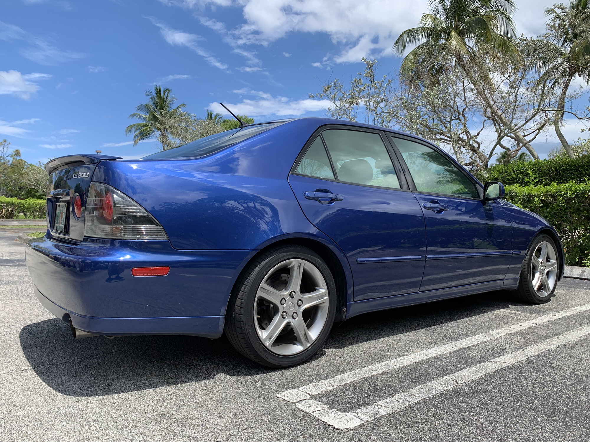 2002 Lexus IS300 - FL: 2002 Lexus IS300 Manual Transmission Intensa Blue Pearl - Used - Delray Beach, FL 33484, United States