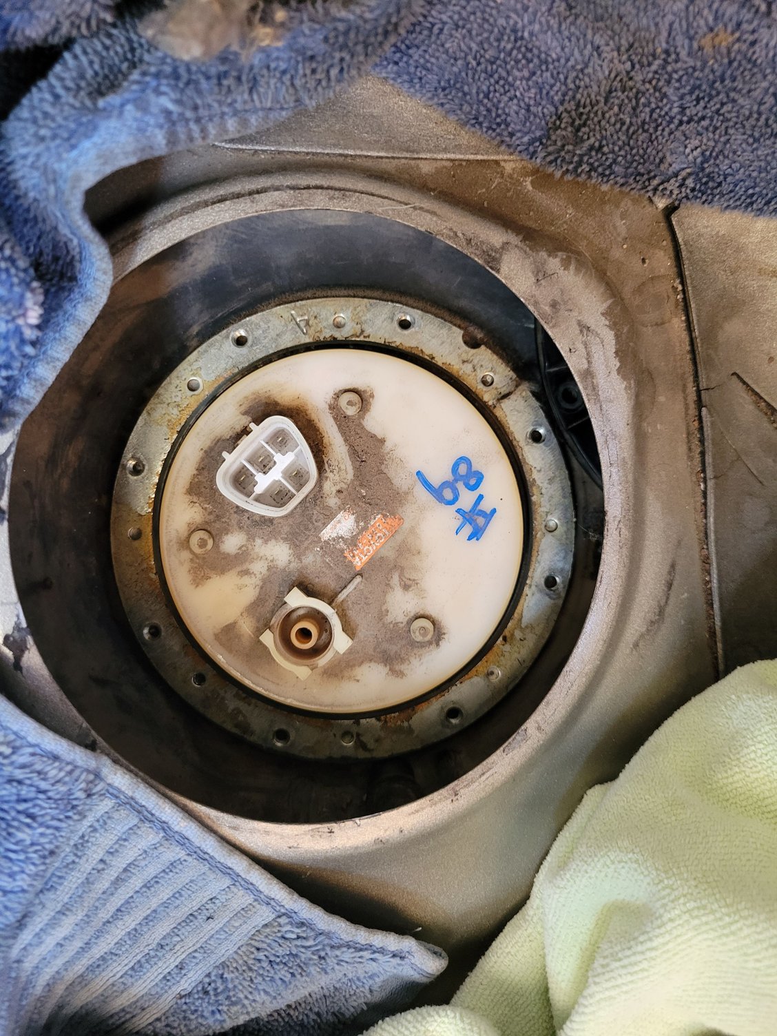 Fuel Gauge Stays Stuck At Empty?? ClubLexus Lexus Forum Discussion