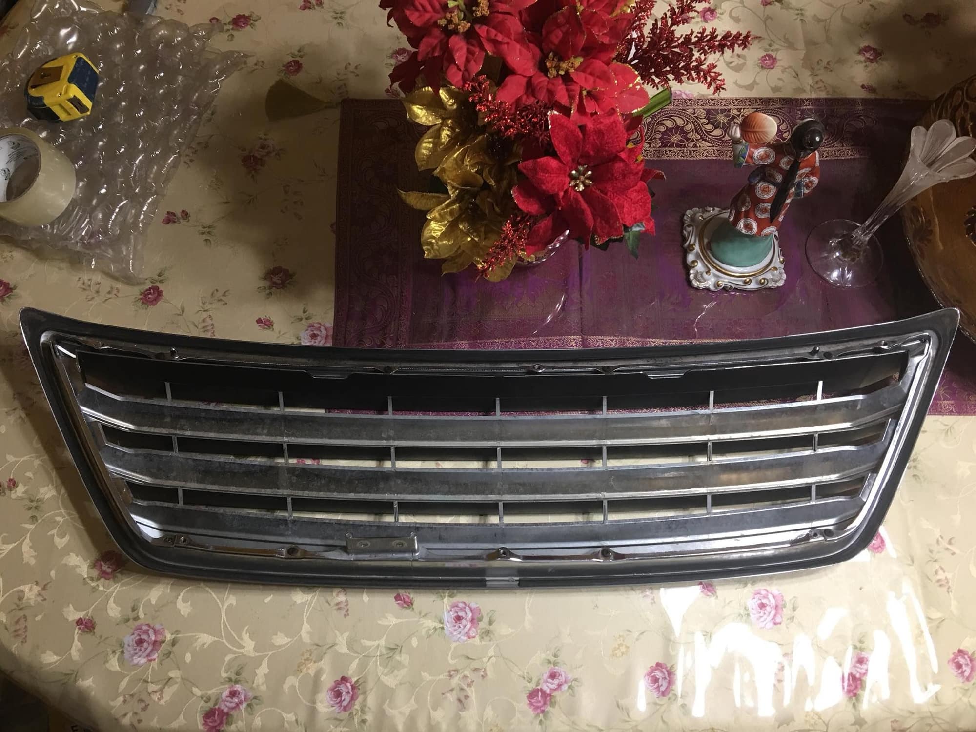 Exterior Body Parts - 2004-2006 LS430 BRAGA Front Grille - Used - 2004 to 2006 Lexus LS430 - Tampa, FL 33578, United States