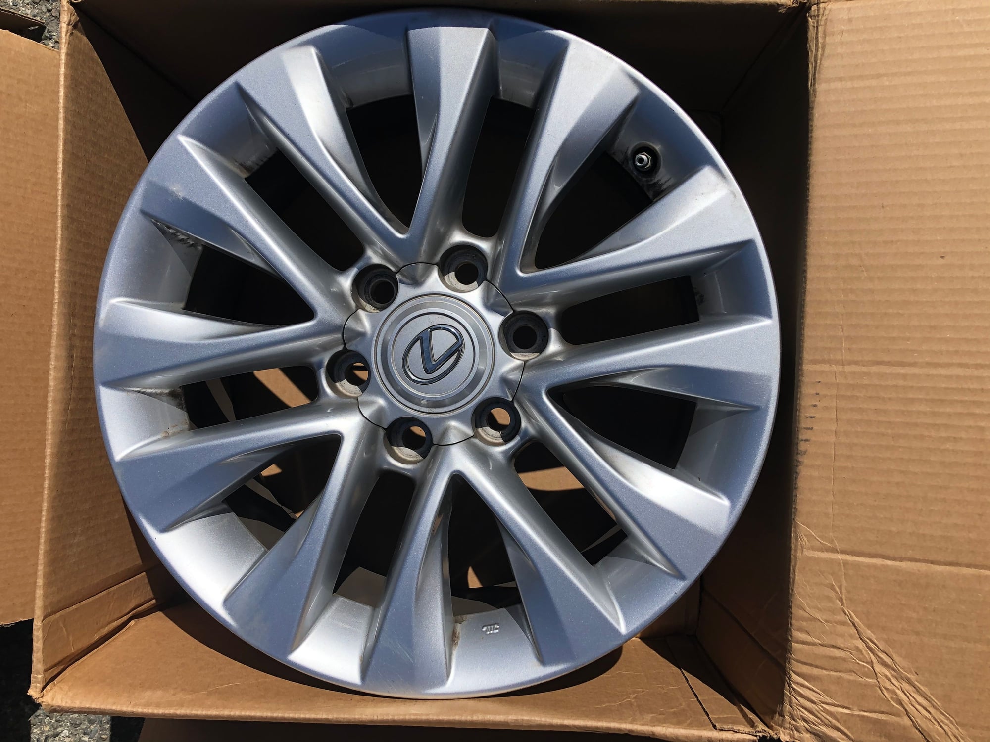 Wheels and Tires/Axles - GX460 OEM Premium 18” Wheels Silver $250 - Used - 2014 to 2021 Lexus GX - Renton, WA 98055, United States