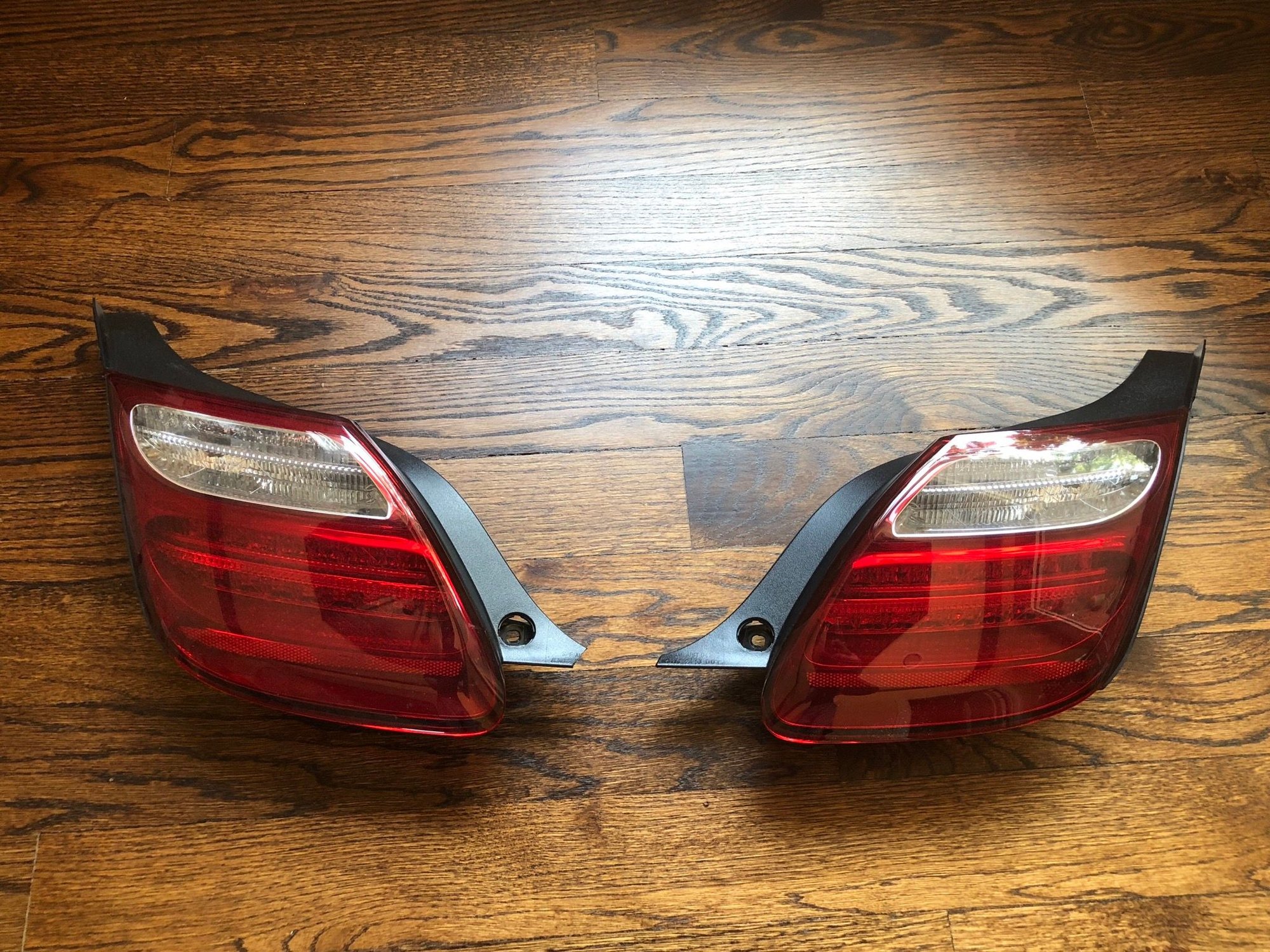 Exterior Body Parts - Lexus SC430 tail lights (2006-2010) - New - 2006 to 2010 Lexus SC430 - Frisco, TX 75034, United States