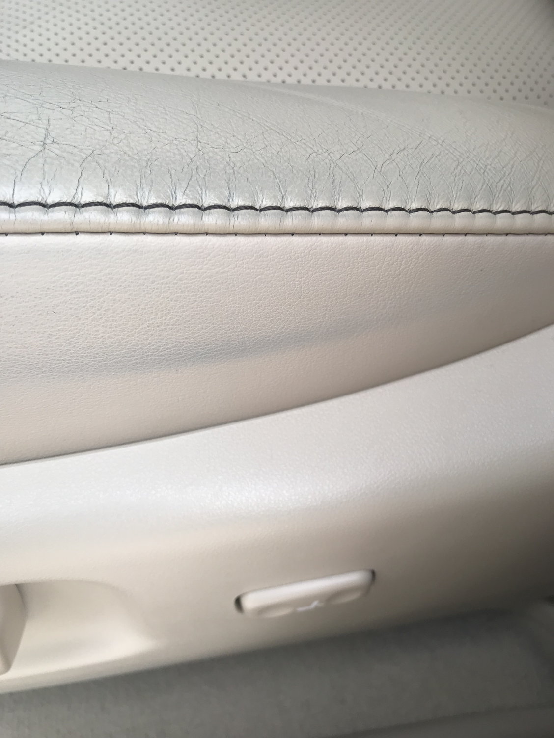 BLACK Leather Colour Restorer LEXUS Car Seats Leather Upholstery Repair Balm Dye