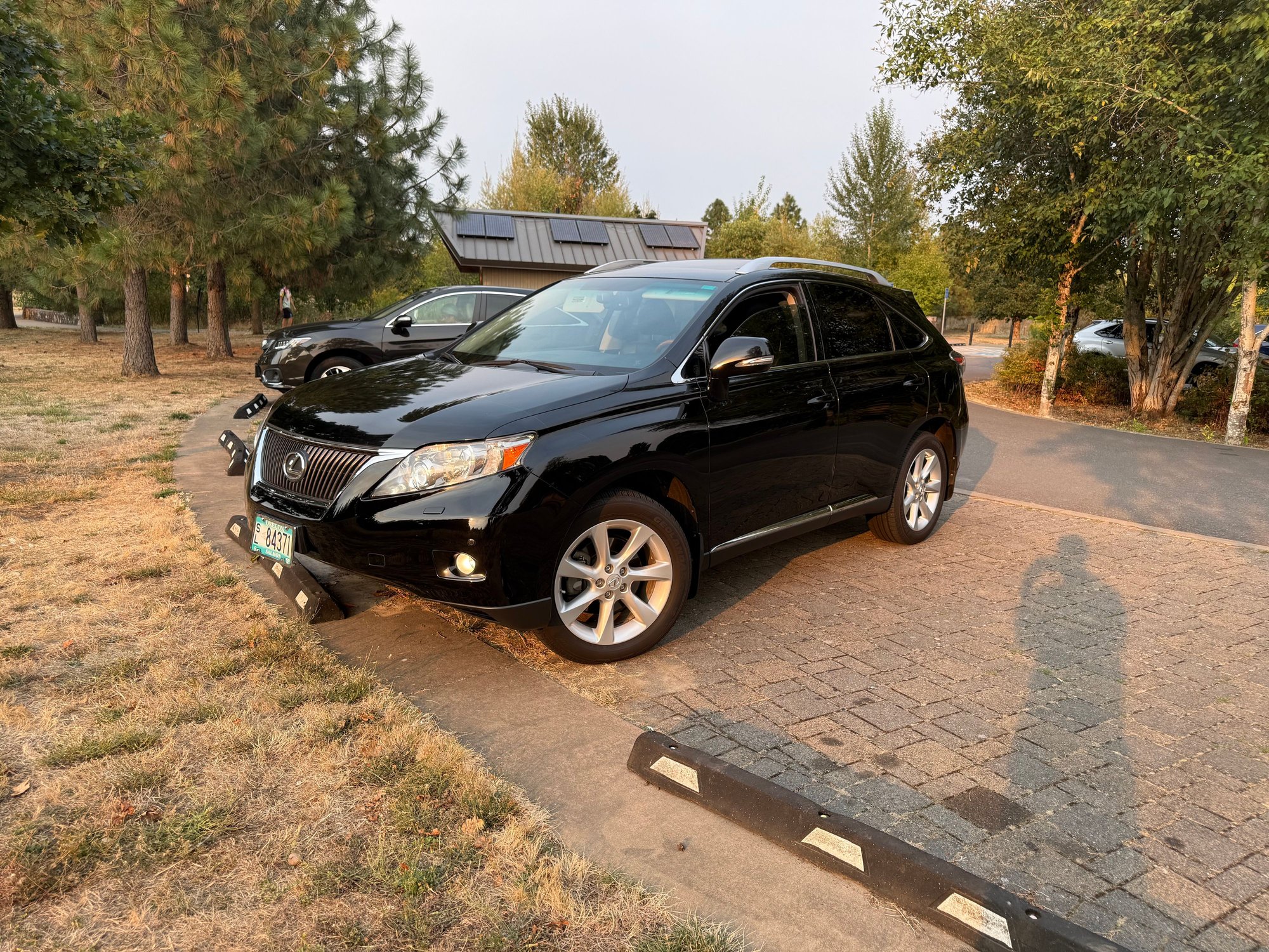 2010 Lexus RX350 - 2010 Lexus RX 350 - Used - VIN JTJBK1BA6A2003678 - 167,000 Miles - 6 cyl - 4WD - Automatic - SUV - Black - Wilsonville, OR 97070, United States