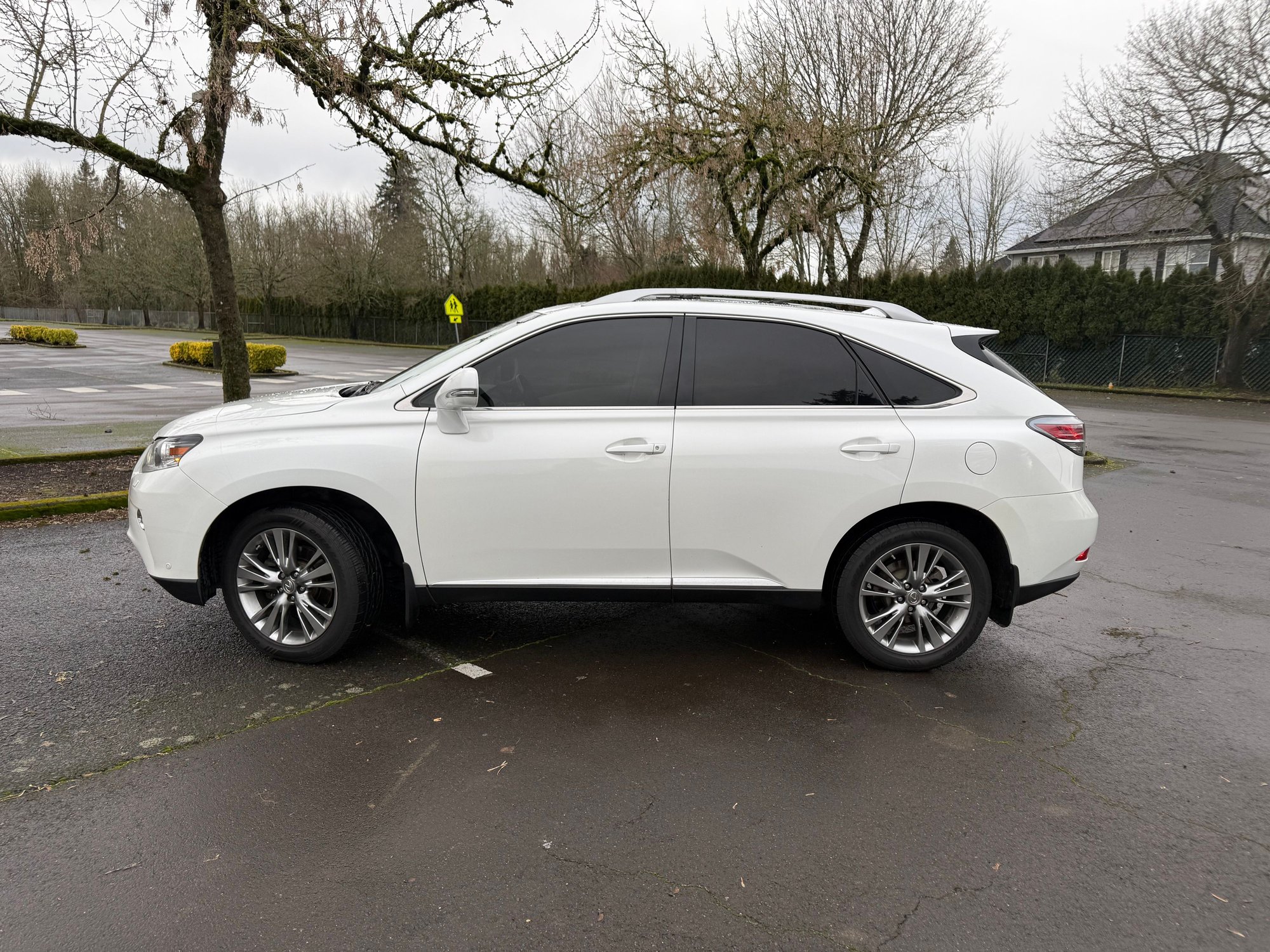 2014 Lexus RX350 - 2014 Lexus RX350 Lux Pkg PCS w/ DRCC - Used - VIN JTJBK1BA5E2461816 - 158,000 Miles - 6 cyl - AWD - Automatic - SUV - White - Wilsonville, OR 97070, United States