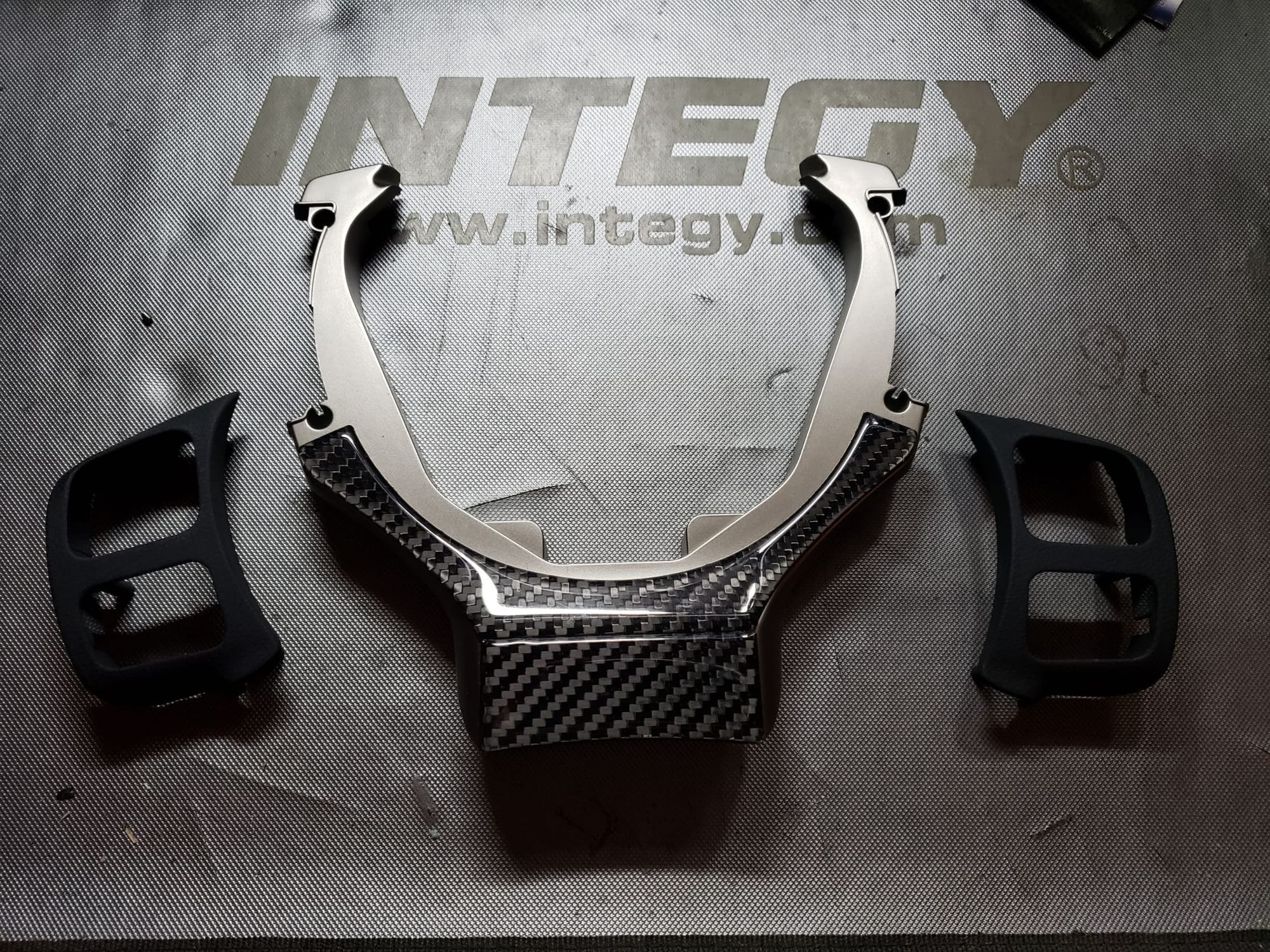 Interior/Upholstery - FS: OEM Lexus RC-F Steering Wheel 2015 w/ F Emblem and Center Garnish w/ Carbon Fiber - Used - 2015 to 2019 Lexus RC F - Dothan, AL 36301, United States