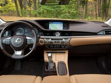 Flaxen 2-tone leather interior w Maple wood, and Navigation w Mark Levinson