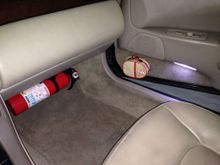 Door opens/closes; kit stays securely in place ...
