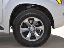 18&quot; Toyota 4Runner LTD rims with Nitto Terra Grapplers in 285/60-18