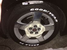 White letter tire paint