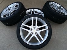 TC wheels with Dunlop ZII 225/40R18