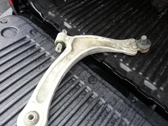 RT control arm