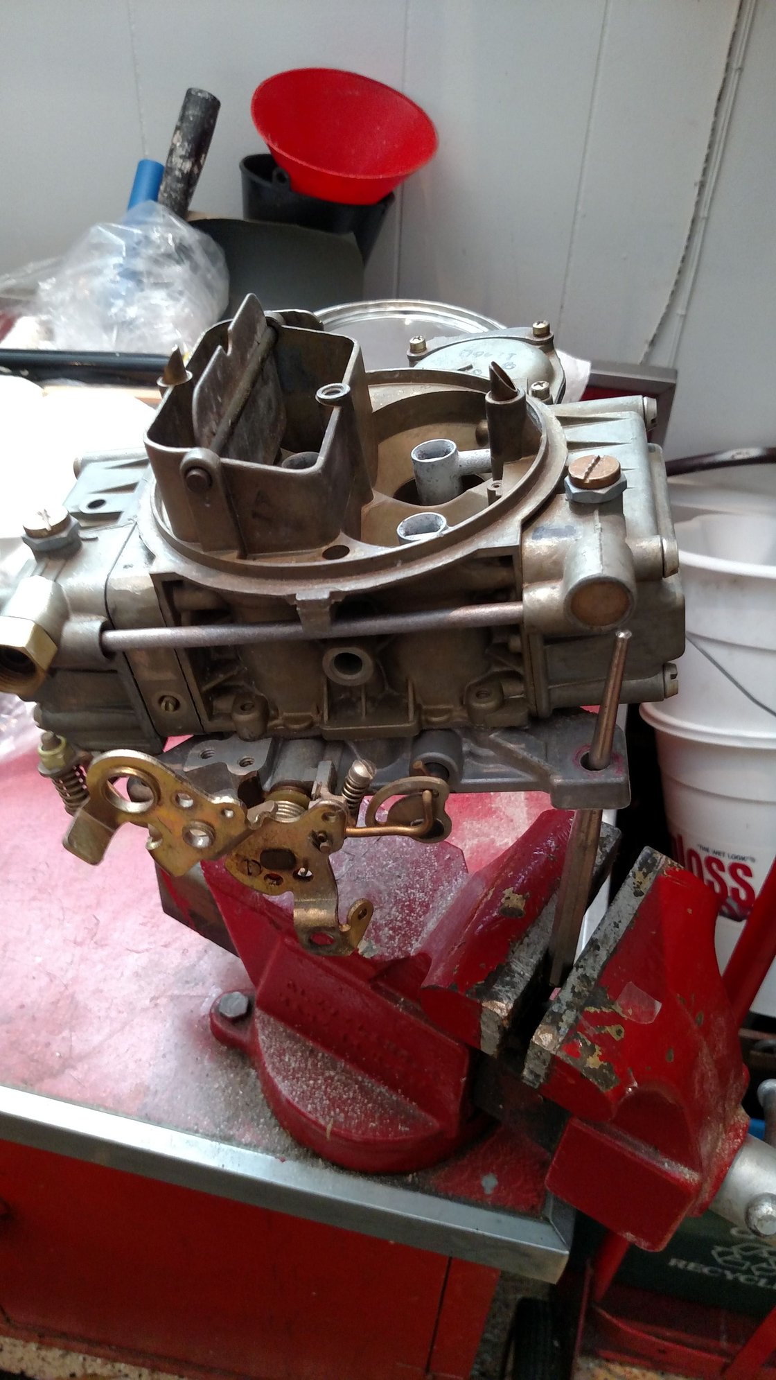 FS (For Sale) Spring cleaning...Holley carb 600 CFM CorvetteForum