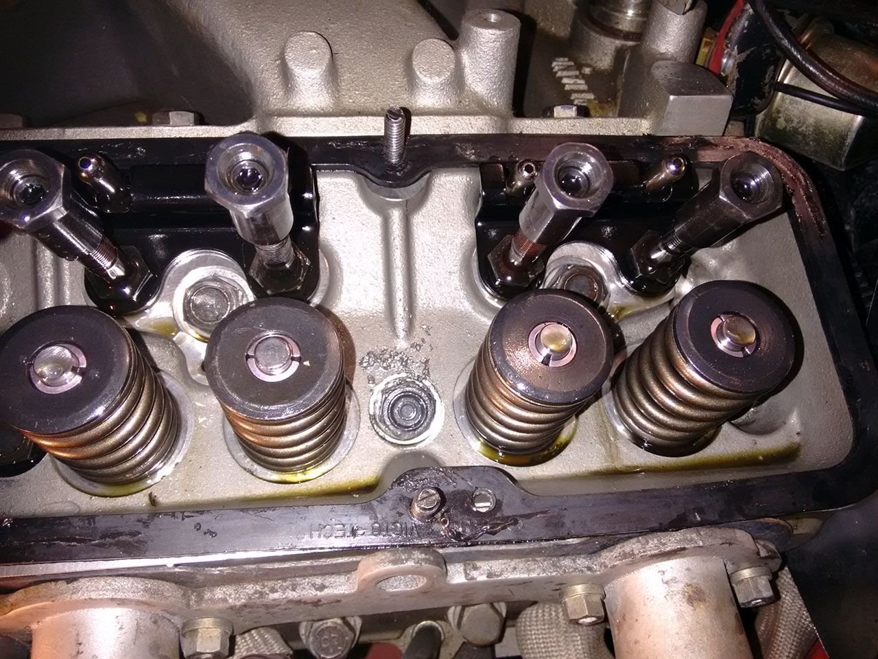 Metal shaving under valve cover, is my engine dying. Page 2