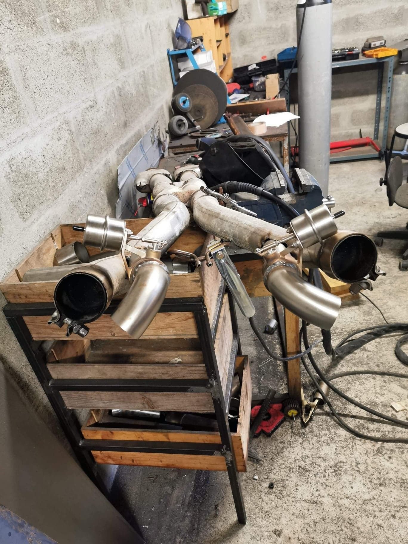 Cutouts on C7 with NPP exhaust CorvetteForum Chevrolet Corvette