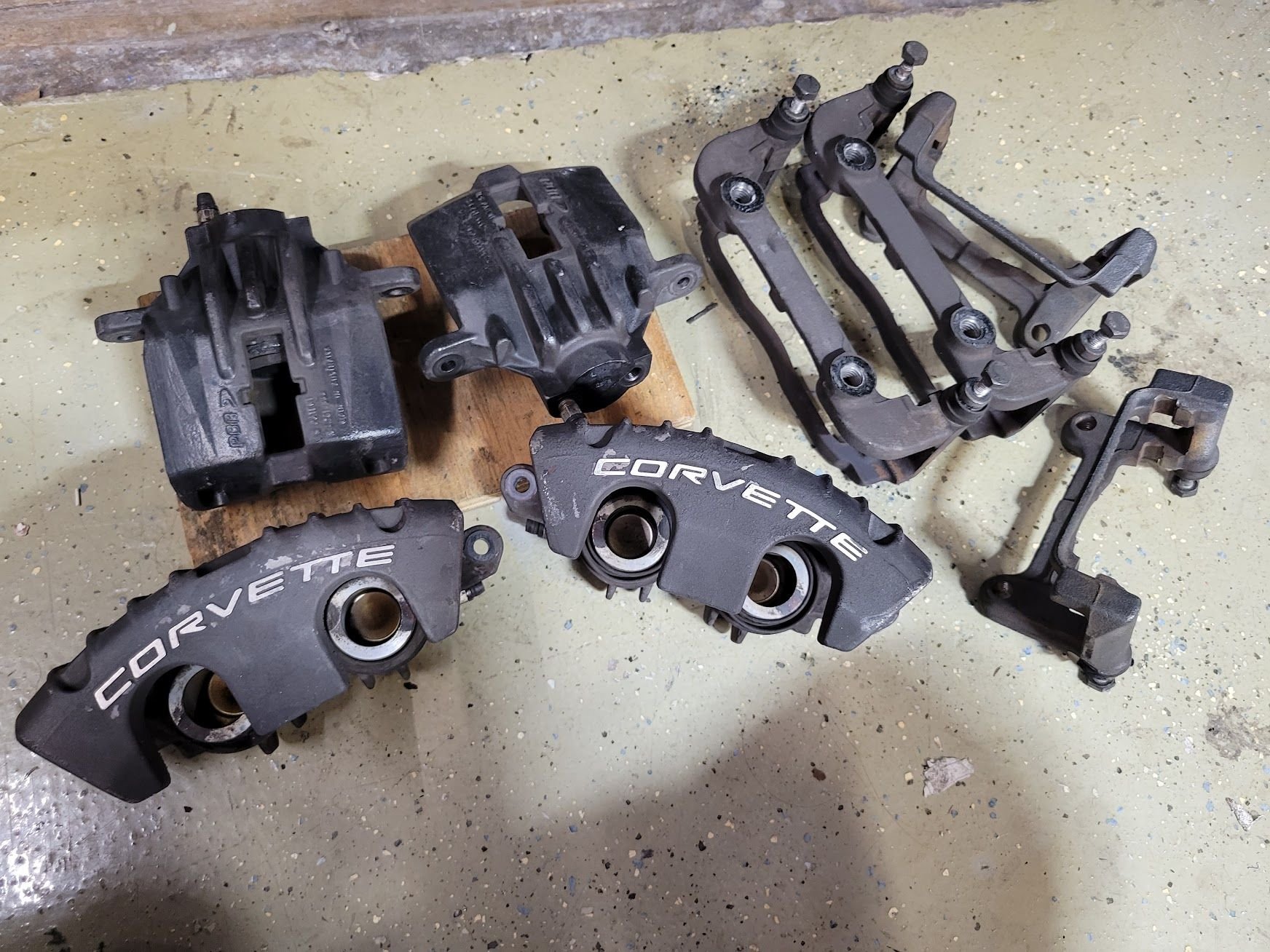 FS (For Sale) Brake caliper set CorvetteForum Chevrolet Corvette