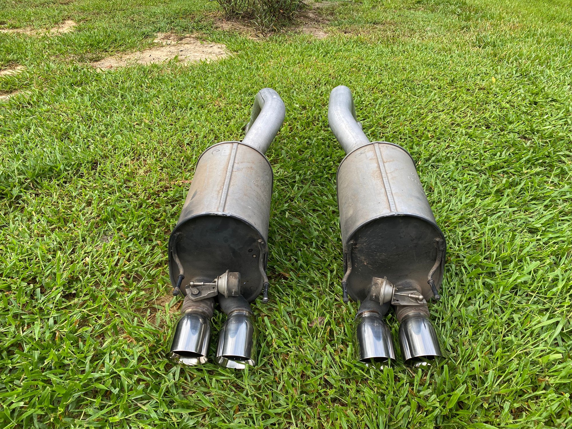 FS (For Sale) 2 sets of ZR1 NPP Mufflers for sale CorvetteForum
