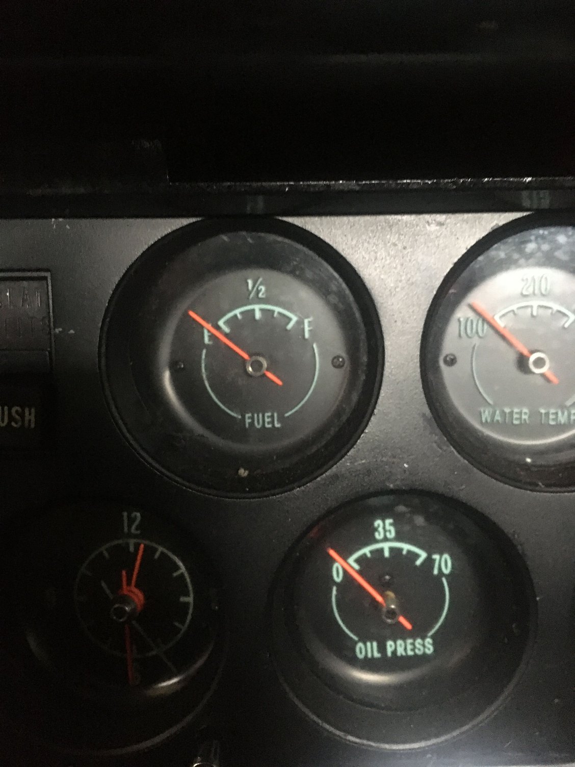 Fuel gauge reads empty at half tank CorvetteForum Chevrolet