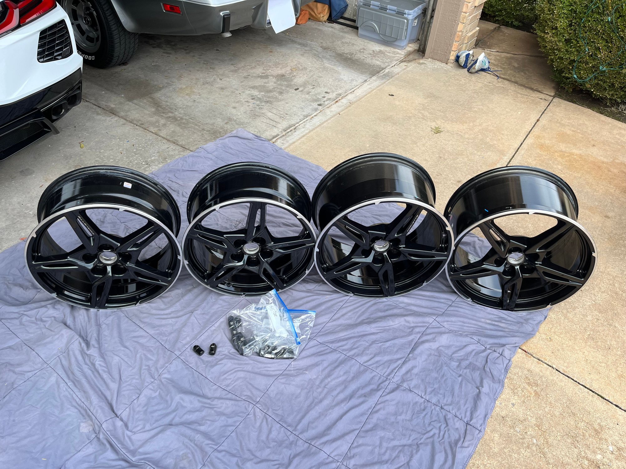 FS (For Sale) OEM Carbon flash five spoke wheels with black Lugnuts and ...