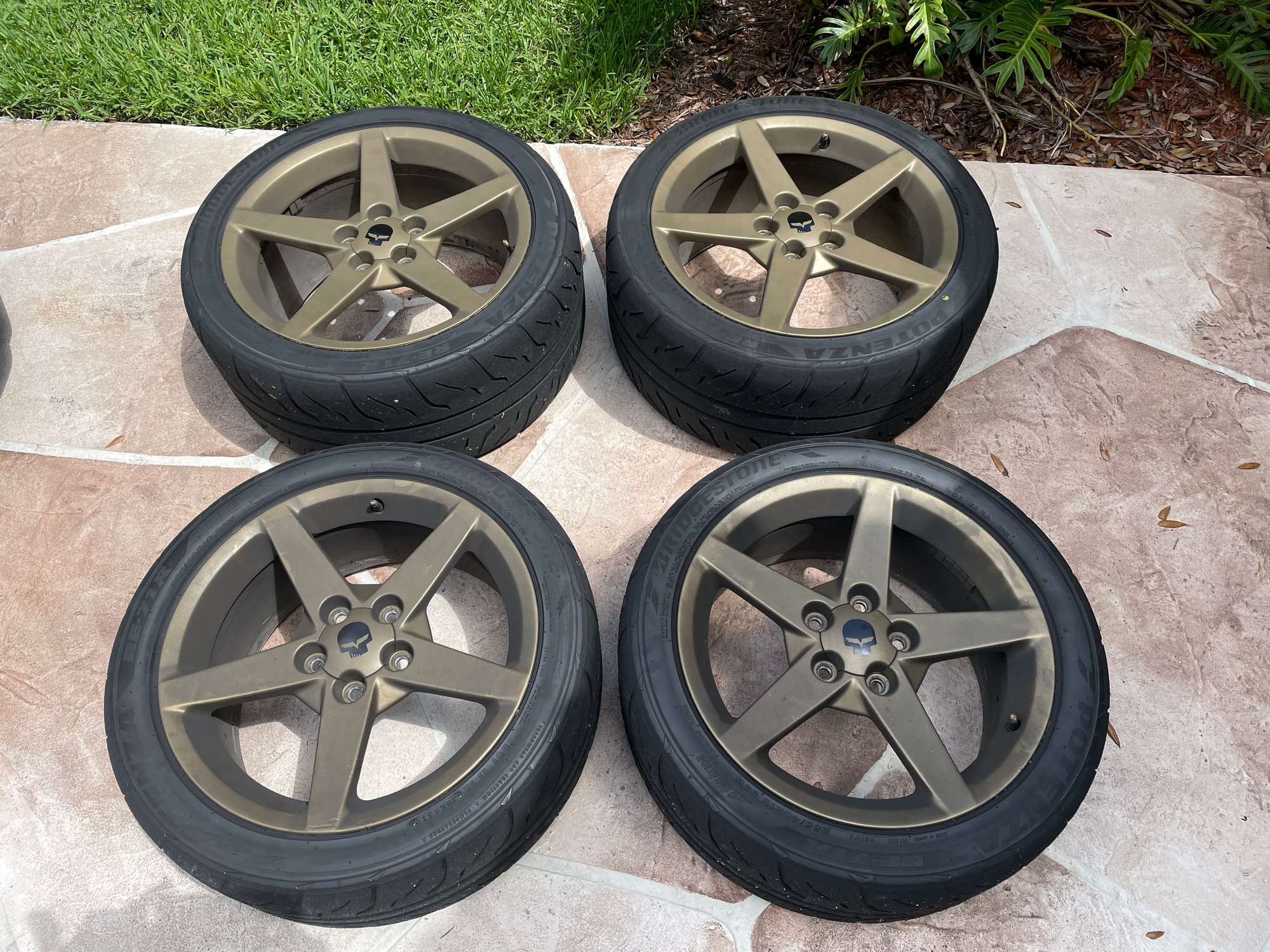 FS (For Sale) OEM c6 base rims (4) with re71r tires(25% life) spare Ax ...