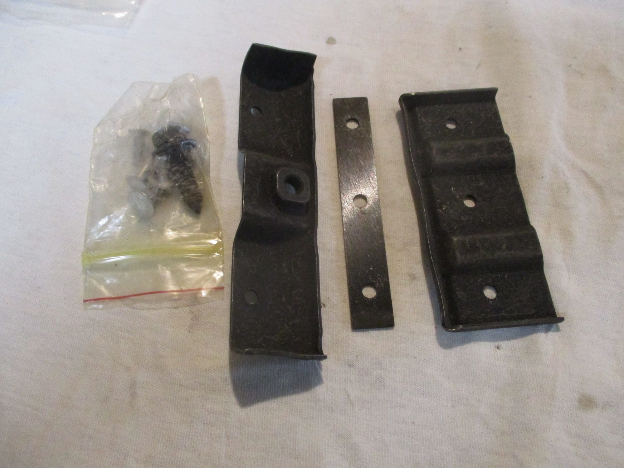 FS (For Sale) C3 Parts, Door Pulls; Heater Valve; Batt Hold Down