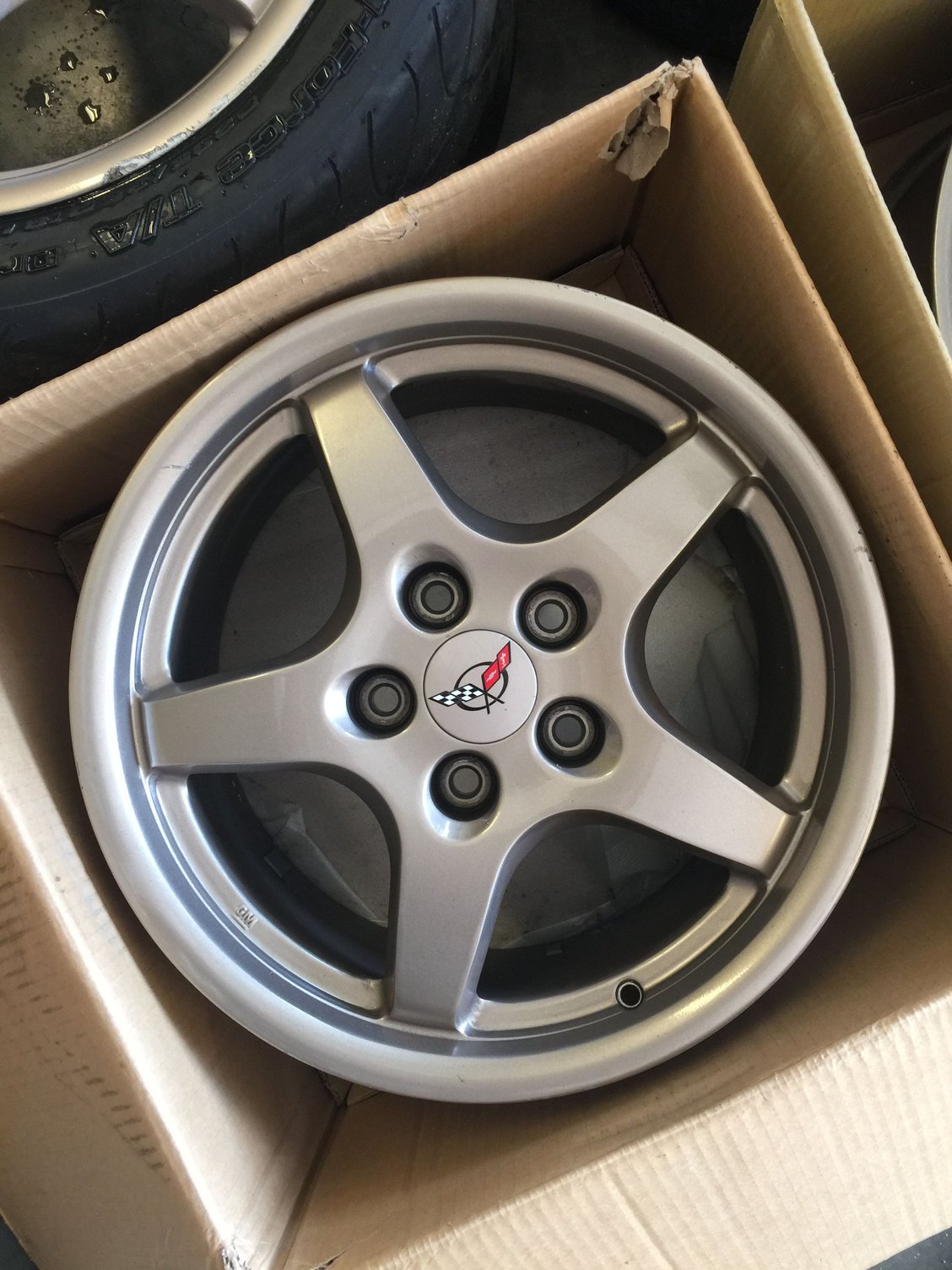 2001 GM Magnesium wheels - CorvetteForum - Chevrolet Corvette Forum