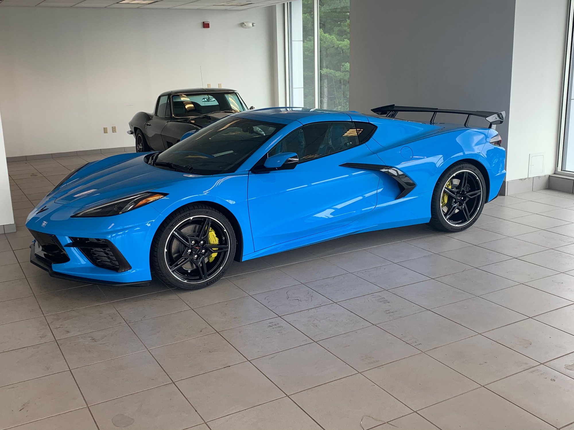 [PICS] First Rapid Blue 2020 Corvette arrives at MacMulkin Chevrolet