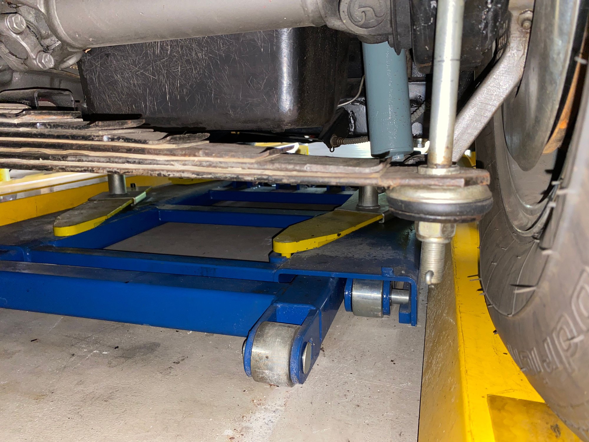 C2 Shortening my 67 F41 Rear Leaf Spring Bolts - CorvetteForum ...