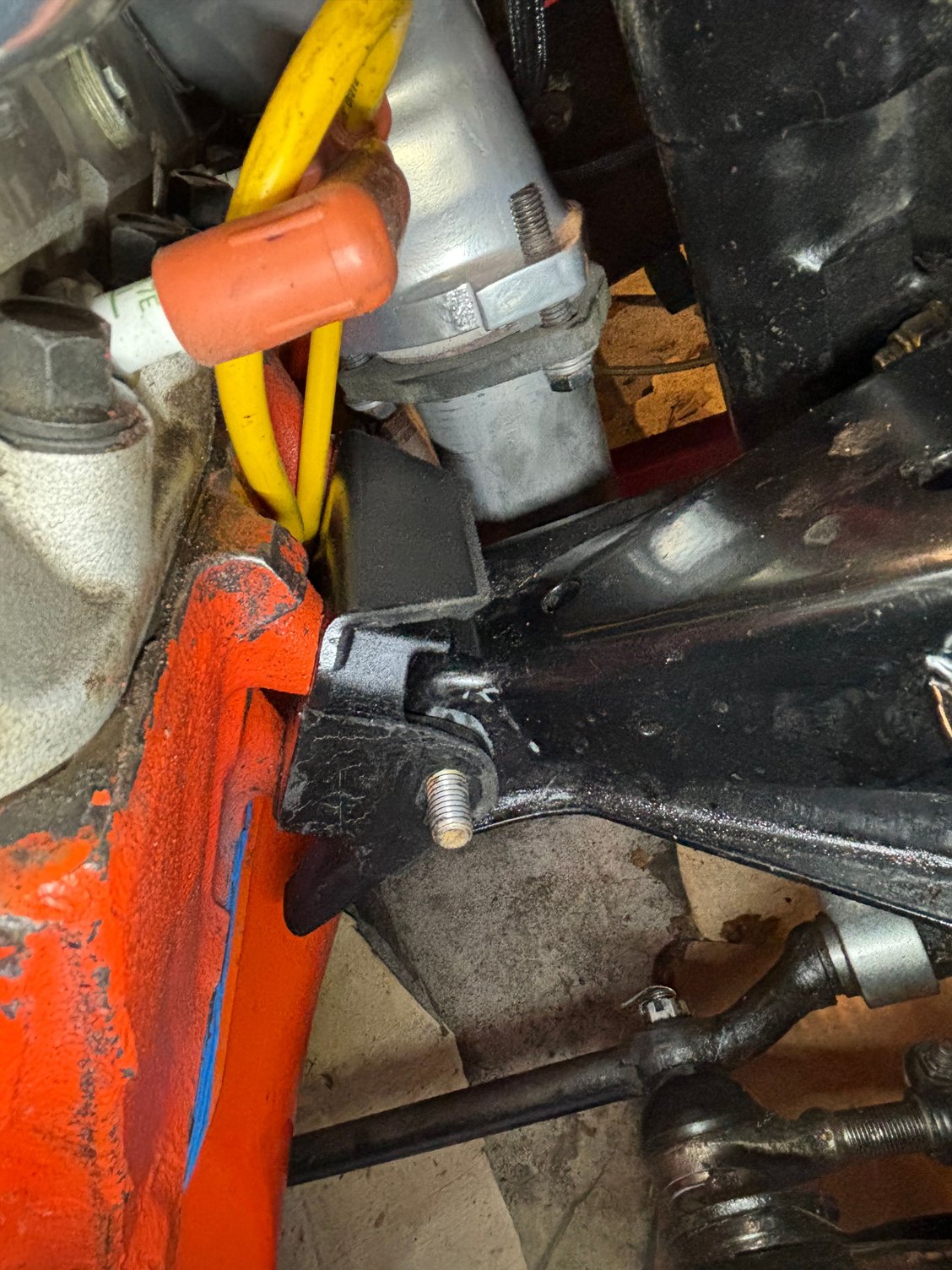 In was surprisingly easy too�.  Except for one bolt that mysteriously would not go in so I replaced it with a stud. 