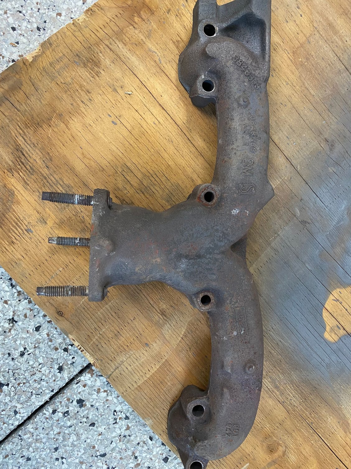 FS (For Sale) 65 2 1/2" Left exhaust manifolds 3846563 CorvetteForum